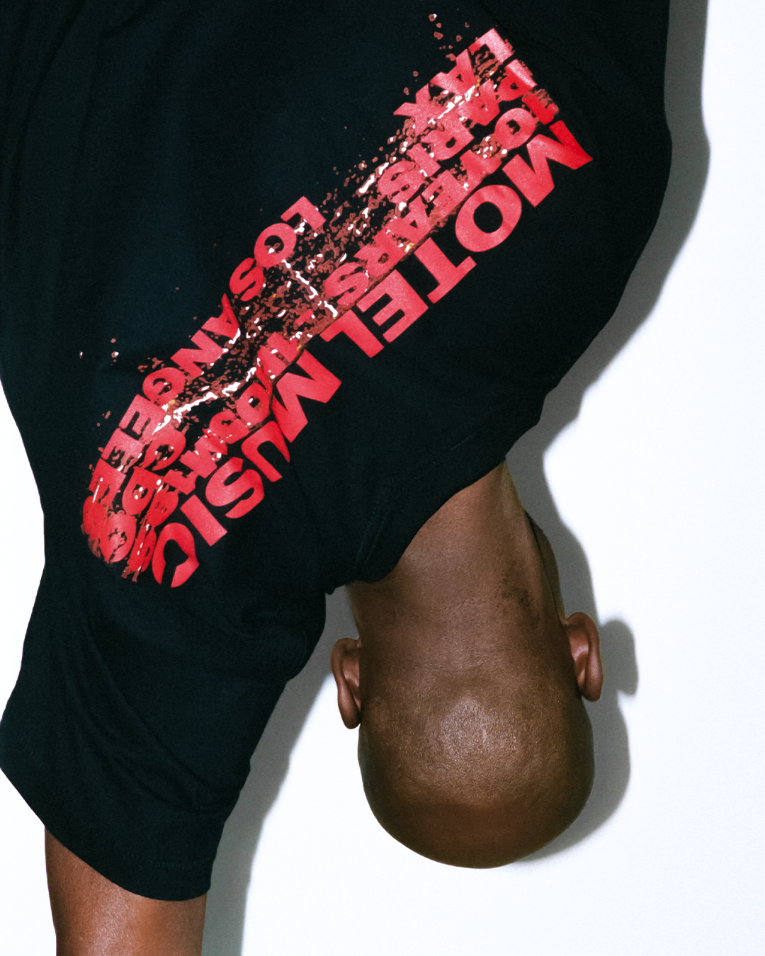 MOTEL MUSIC 10 YEARS TEE (BLACK)